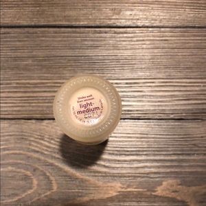 Tarte Rainforest of the sea concealer